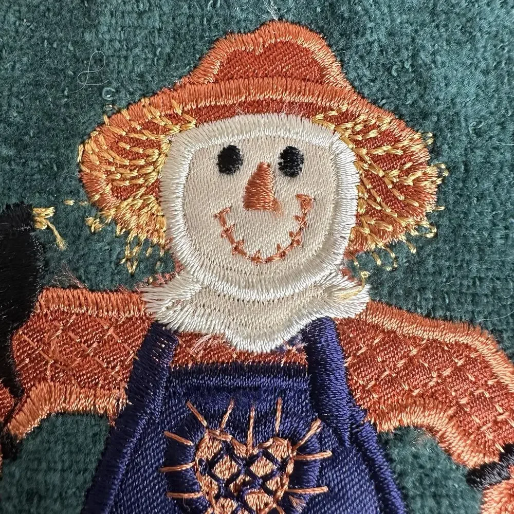 Vintage Harvest Fringe Fingertip Towel Green Scarecrow Fall Embroidered New